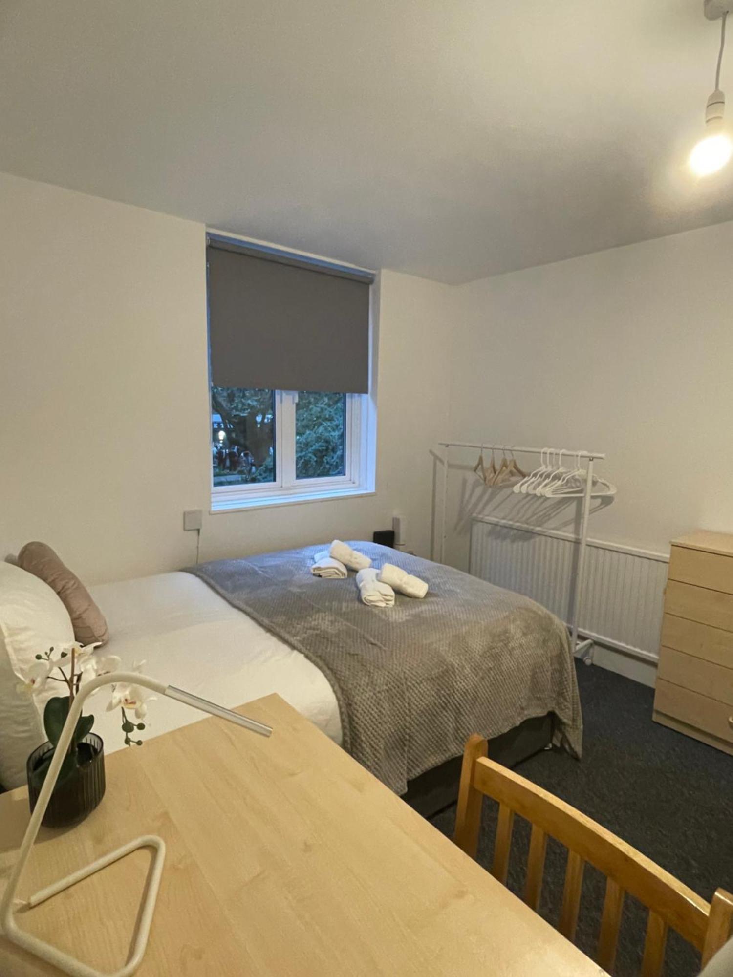 Lovely Triple And Quadruple Rooms In Euston & Square In Central ロンドン エクステリア 写真