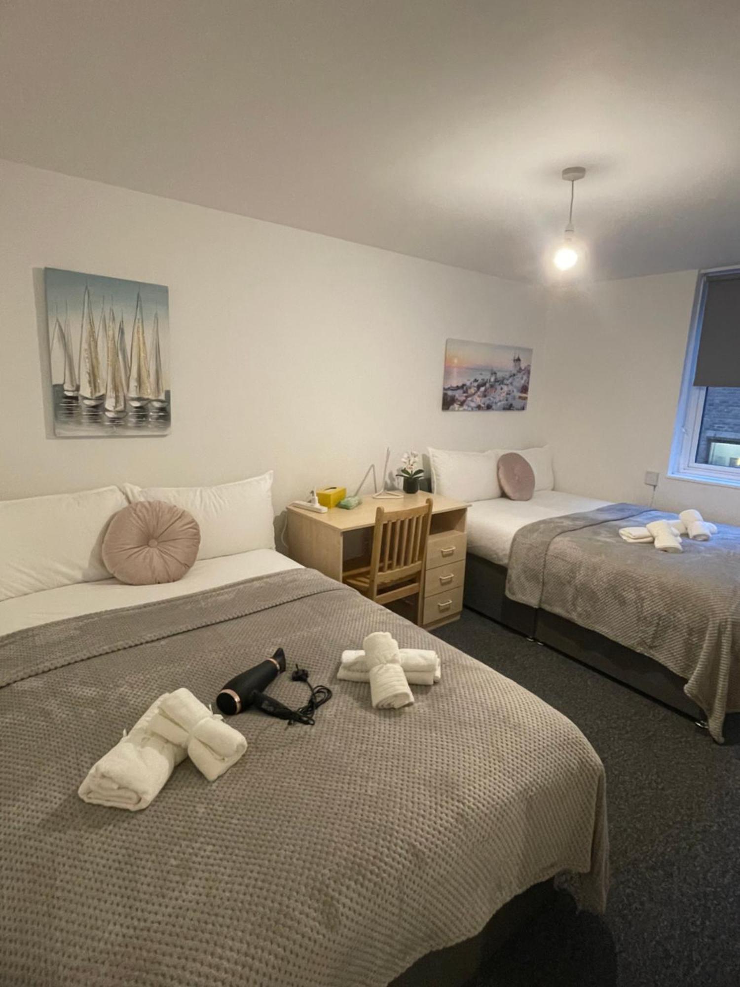 Lovely Triple And Quadruple Rooms In Euston & Square In Central ロンドン エクステリア 写真
